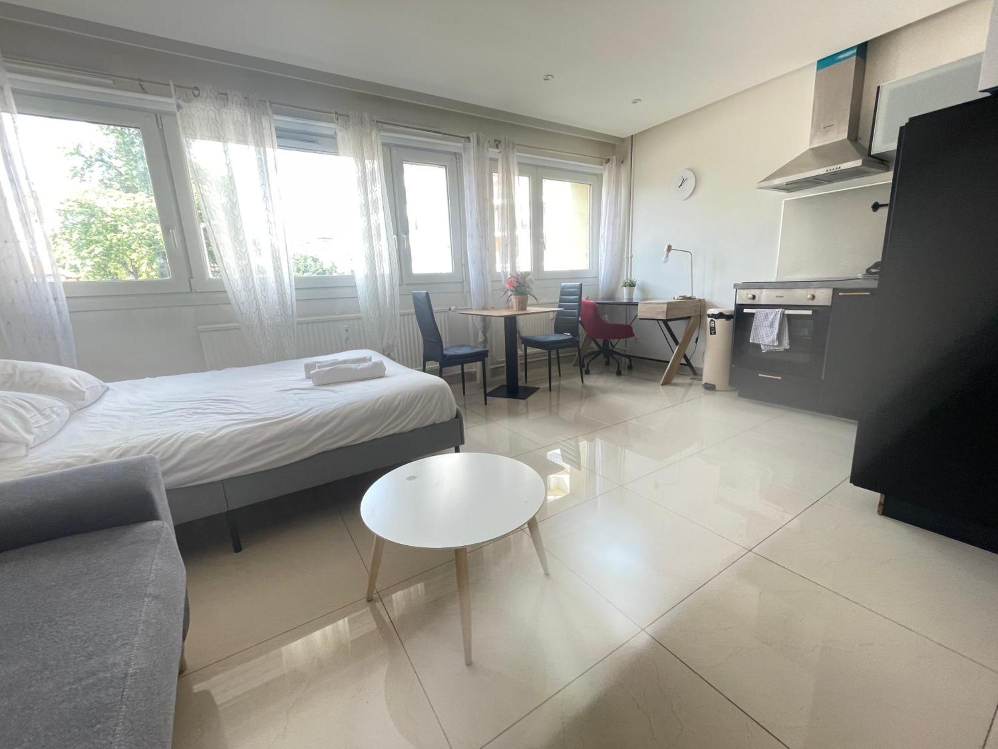 Апартаменти Plantiere - Studio Centre Quartier Queuleu - 2 Personnes Мец Екстер'єр фото